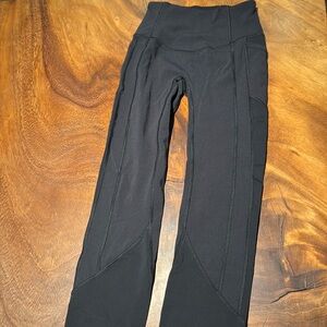 Like new Lululemon running pants